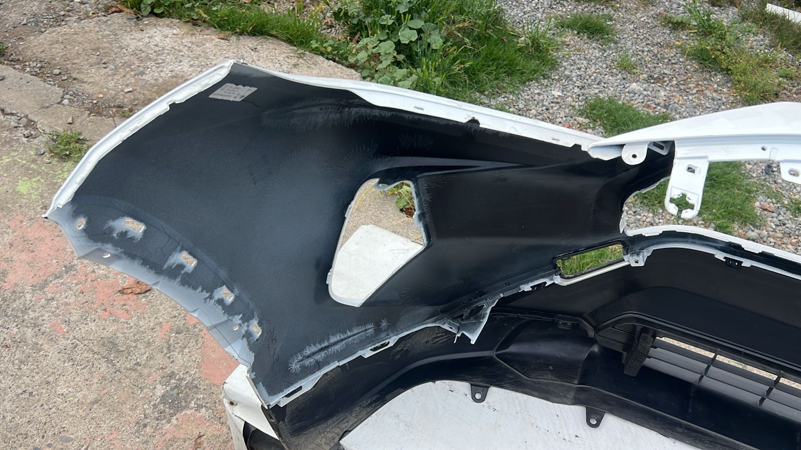 PARACHOQUE DELANTERO TOYOTA RAV4 (19-22) - Imagen 6