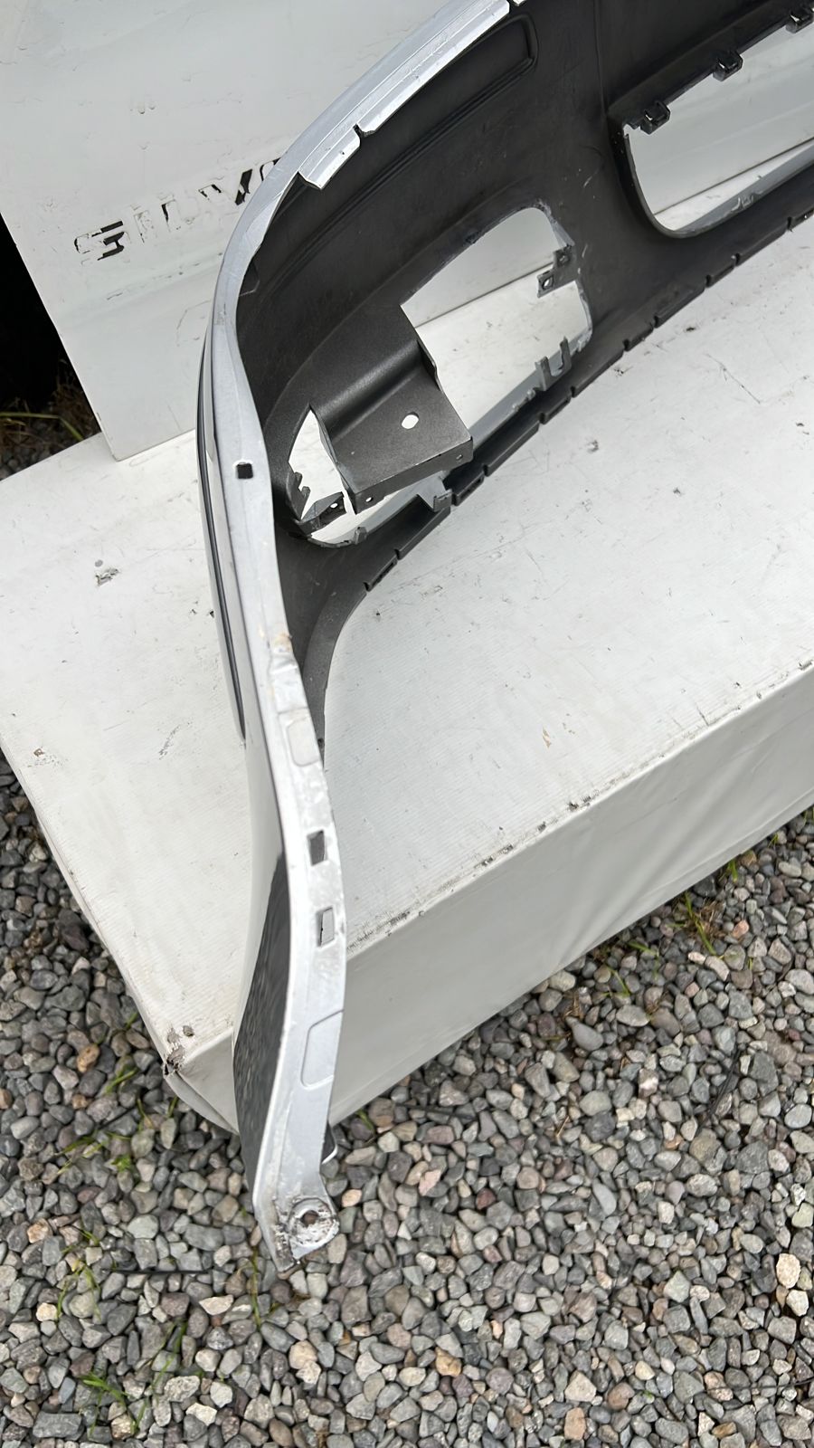 PARACHOQUE DELANTERO VOLKSWAGEN BORA (08-14) - Imagen 5