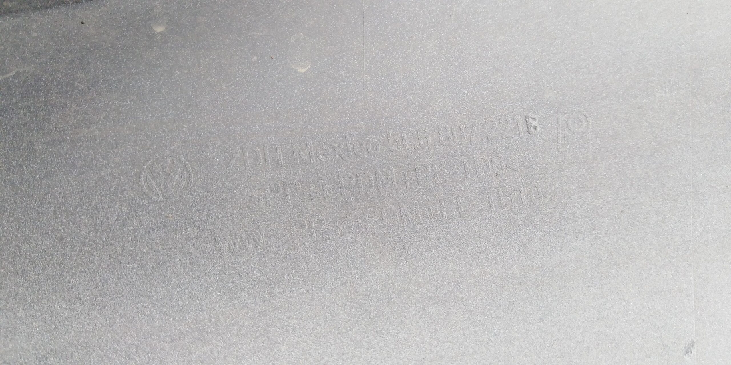 PARACHOQUE DELANTERO VOLKSWAGEN JETTA (12-13) - Imagen 7