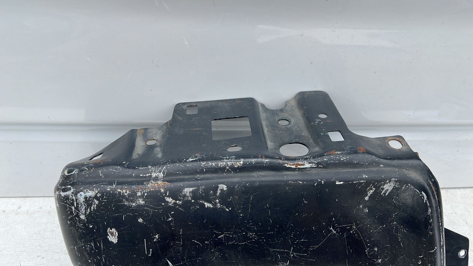 CORNER IZQUIERDO PARACHOQUE TRASERO CHEVROLET DMAX (15-20) - Imagen 4