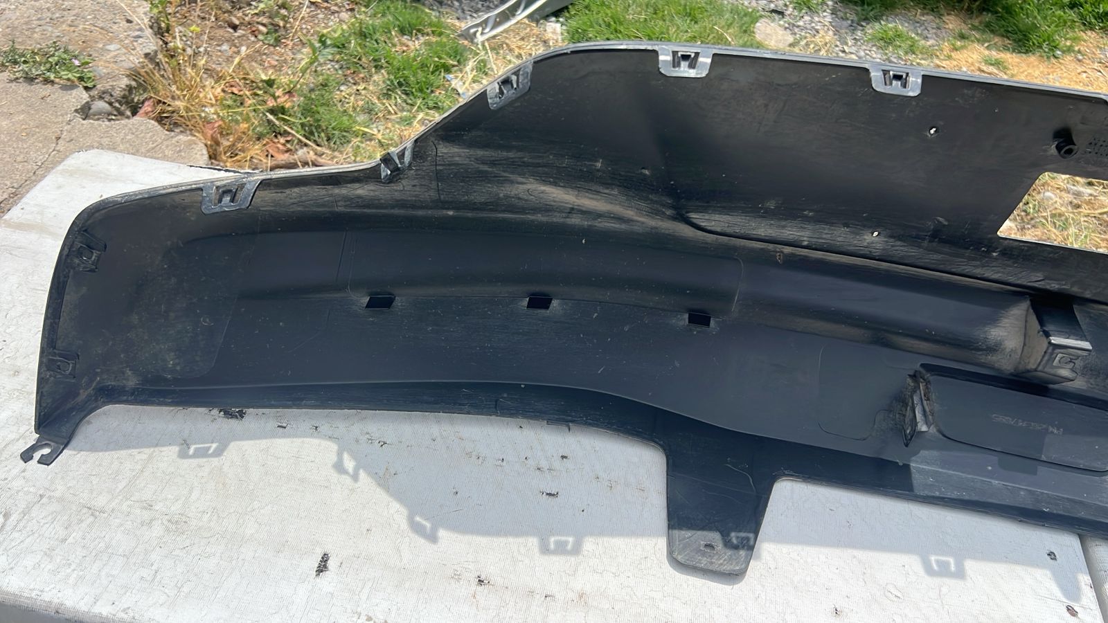 SPOILER PARACHOQUE TRASERO CHEVROLET ONIX SEDAN (20-23) - Imagen 5