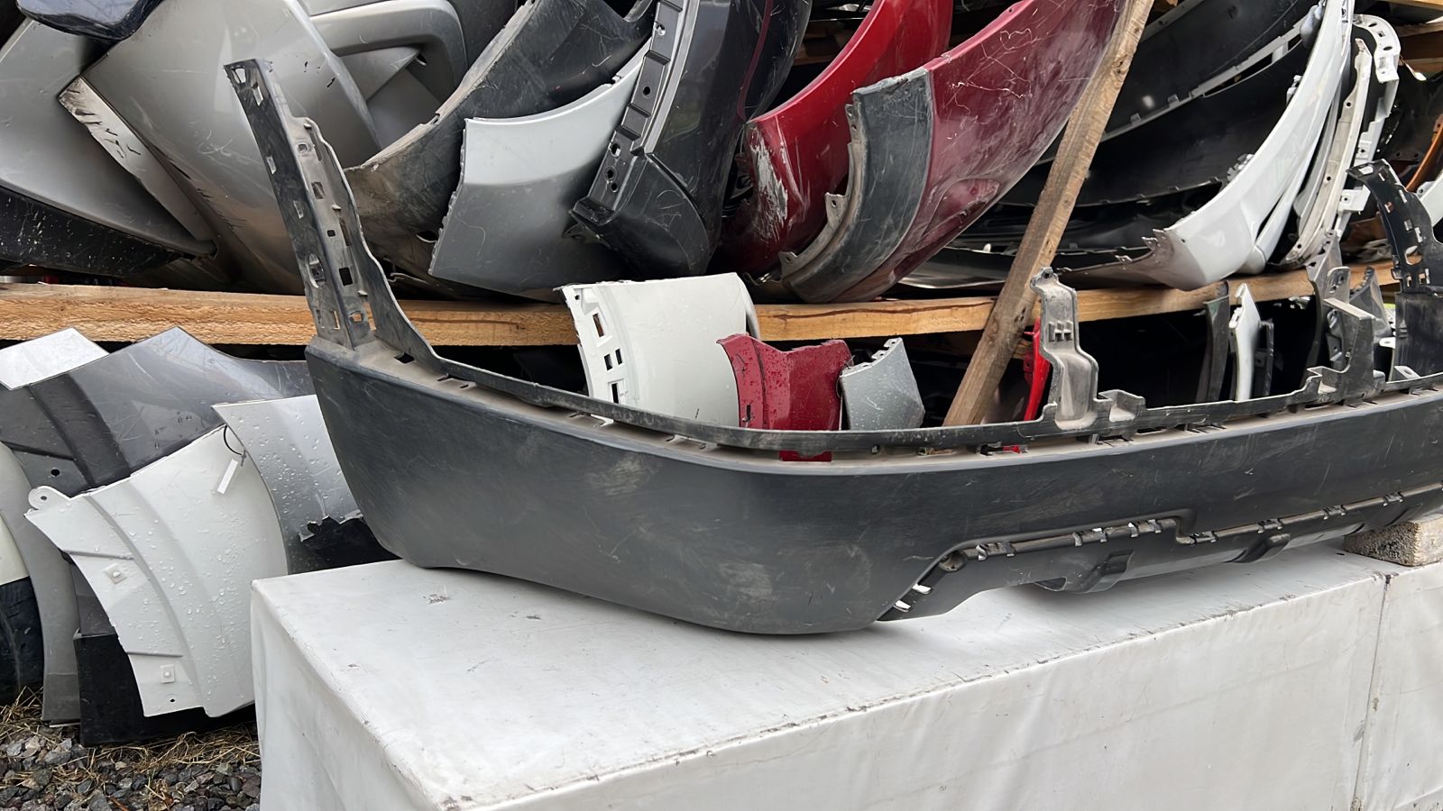 SPOILER PARACHOQUE TRASERO CHEVROLET ORLANDO (11-17) - Imagen 2