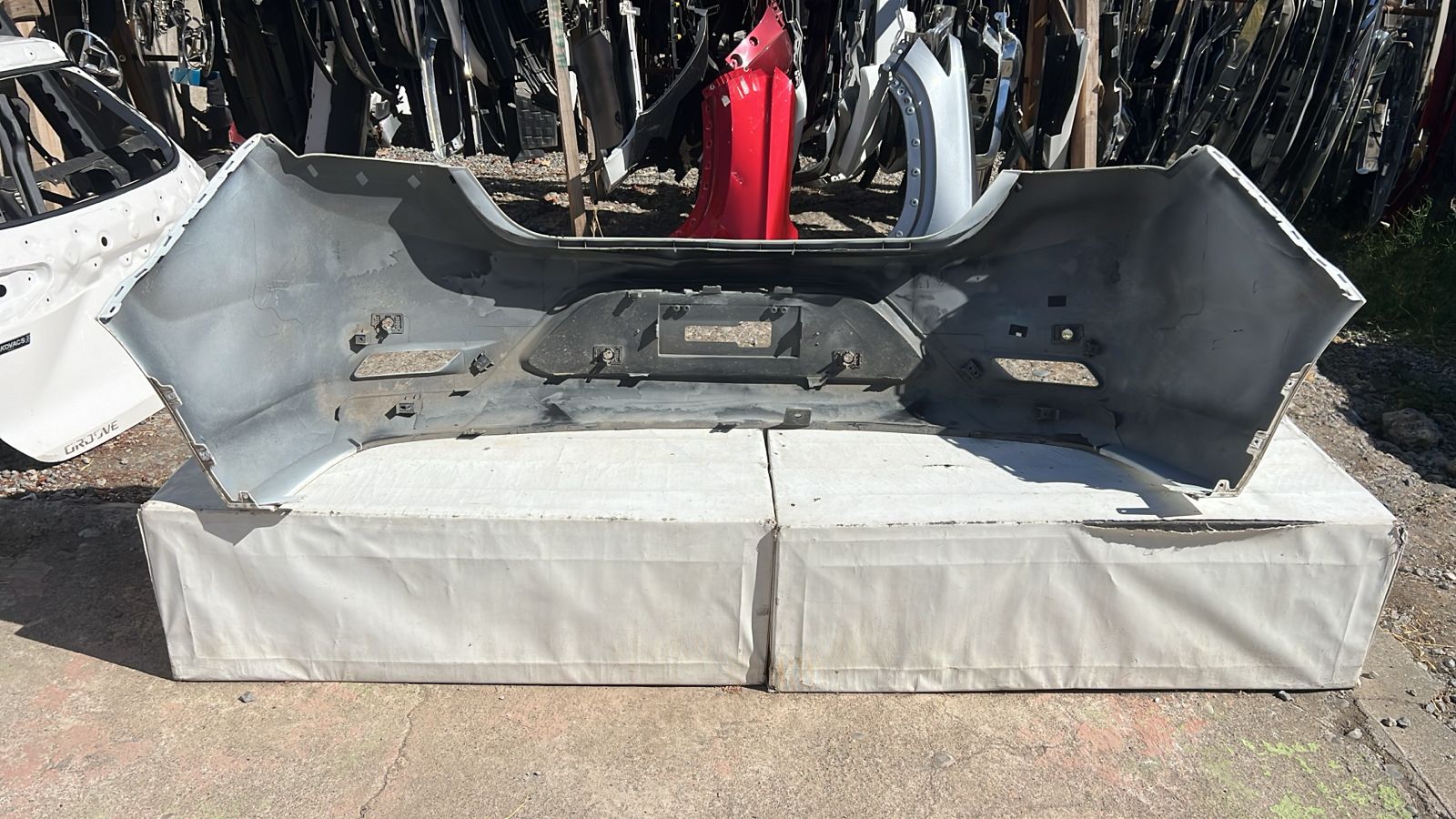 PARACHOQUE TRASERO CHEVROLET PRISMA (17-21) - Imagen 5