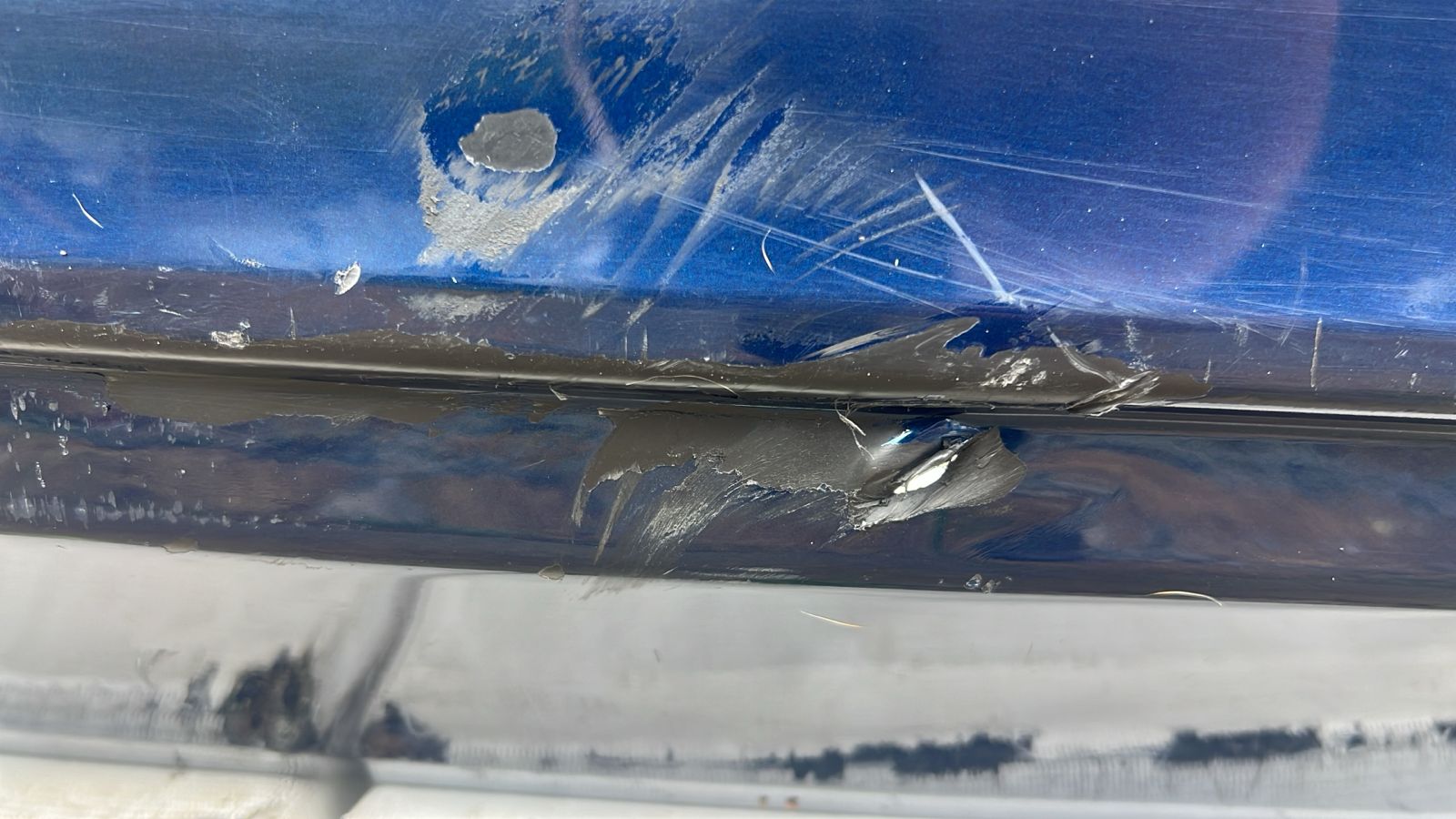 PARACHOQUE TRASERO CHEVROLET SAIL (16-19) - Imagen 5