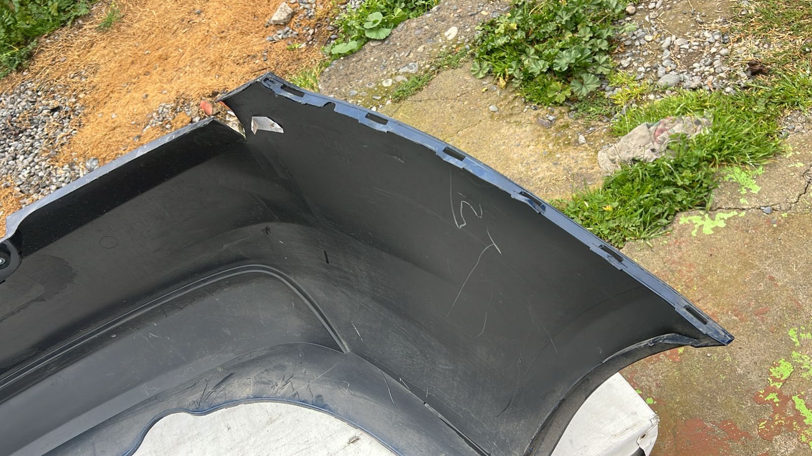 PARACHOQUE TRASERO CHEVROLET SAIL (16-19) - Imagen 8