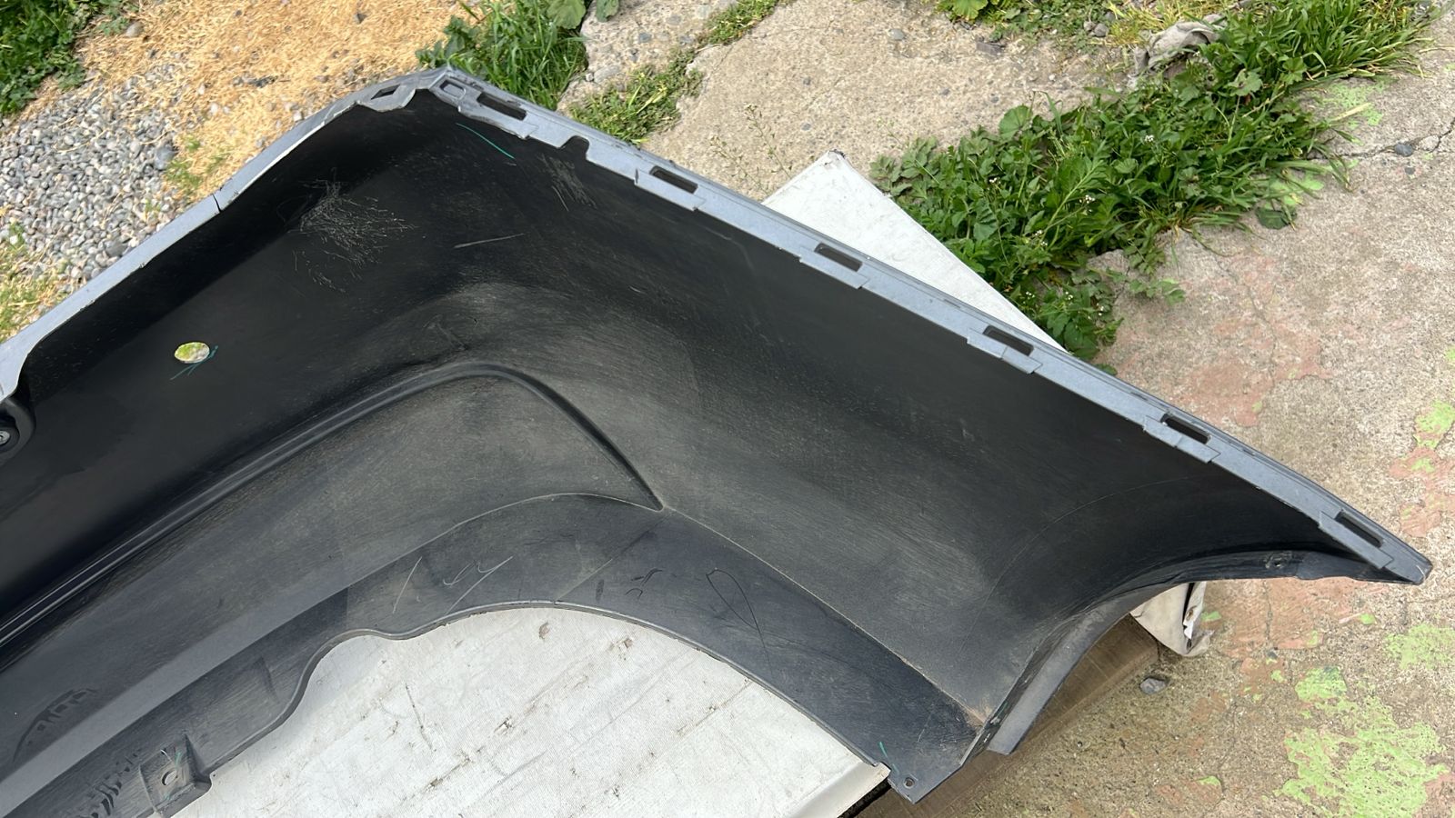 PARACHOQUE TRASERO CHEVROLET SAIL (16-19) - Imagen 7