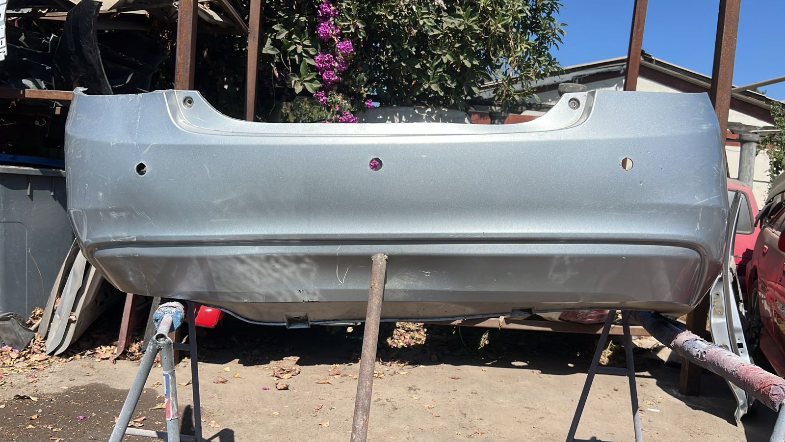 PARACHOQUE TRASERO CHEVROLET SAIL (16-19) - Imagen 2