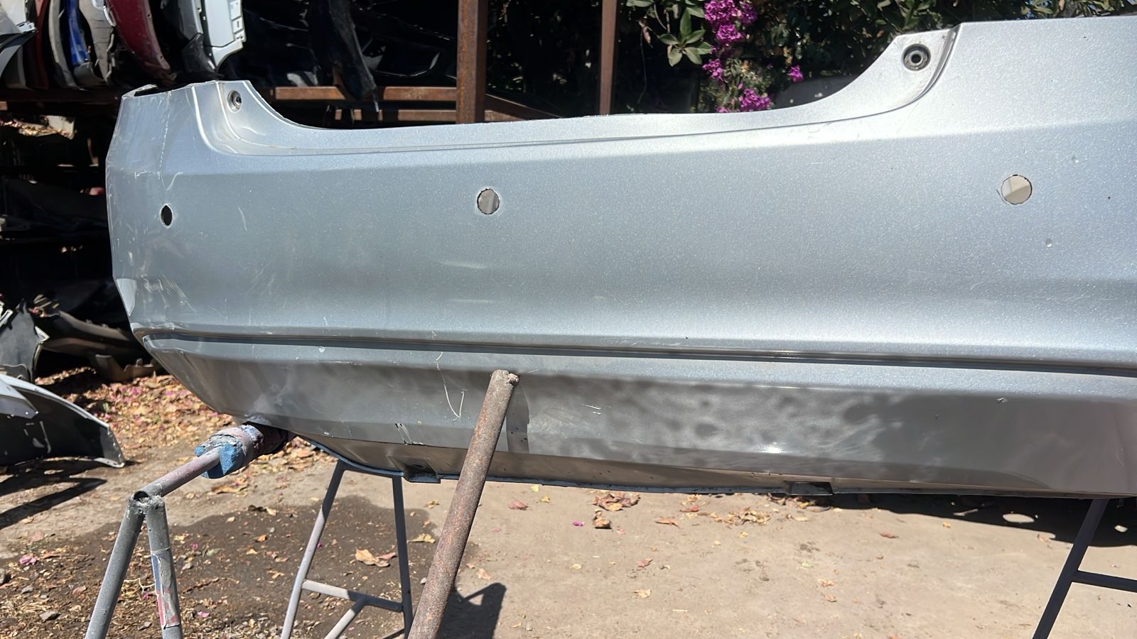 PARACHOQUE TRASERO CHEVROLET SAIL (16-19) - Imagen 4