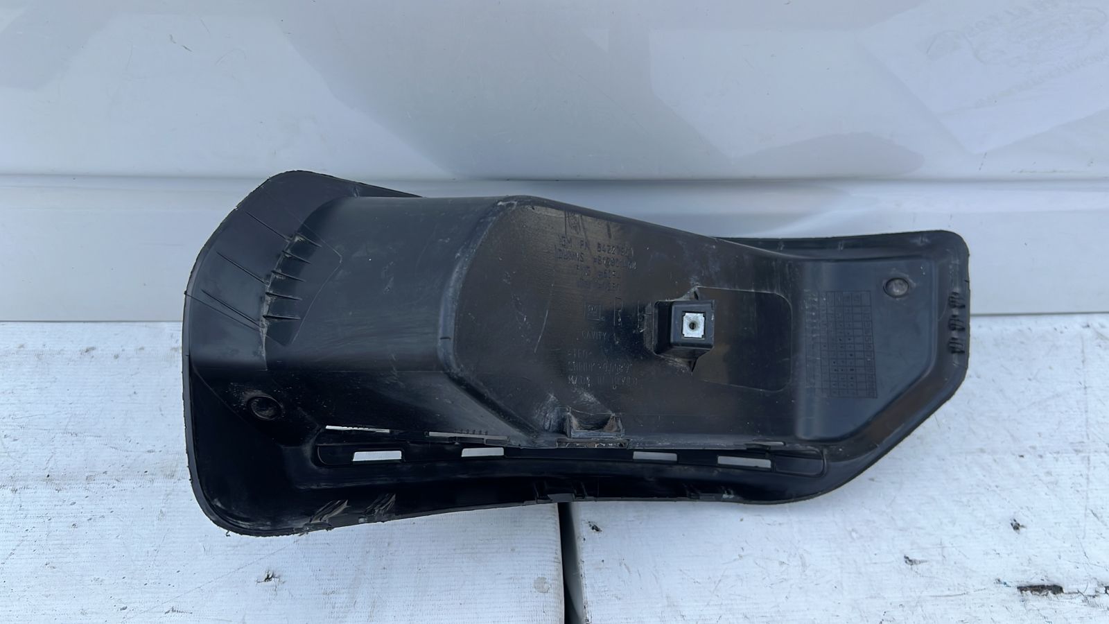 PARACHOQUE TRASERO CHEVROLET SILVERADO (19-22) - Imagen 4