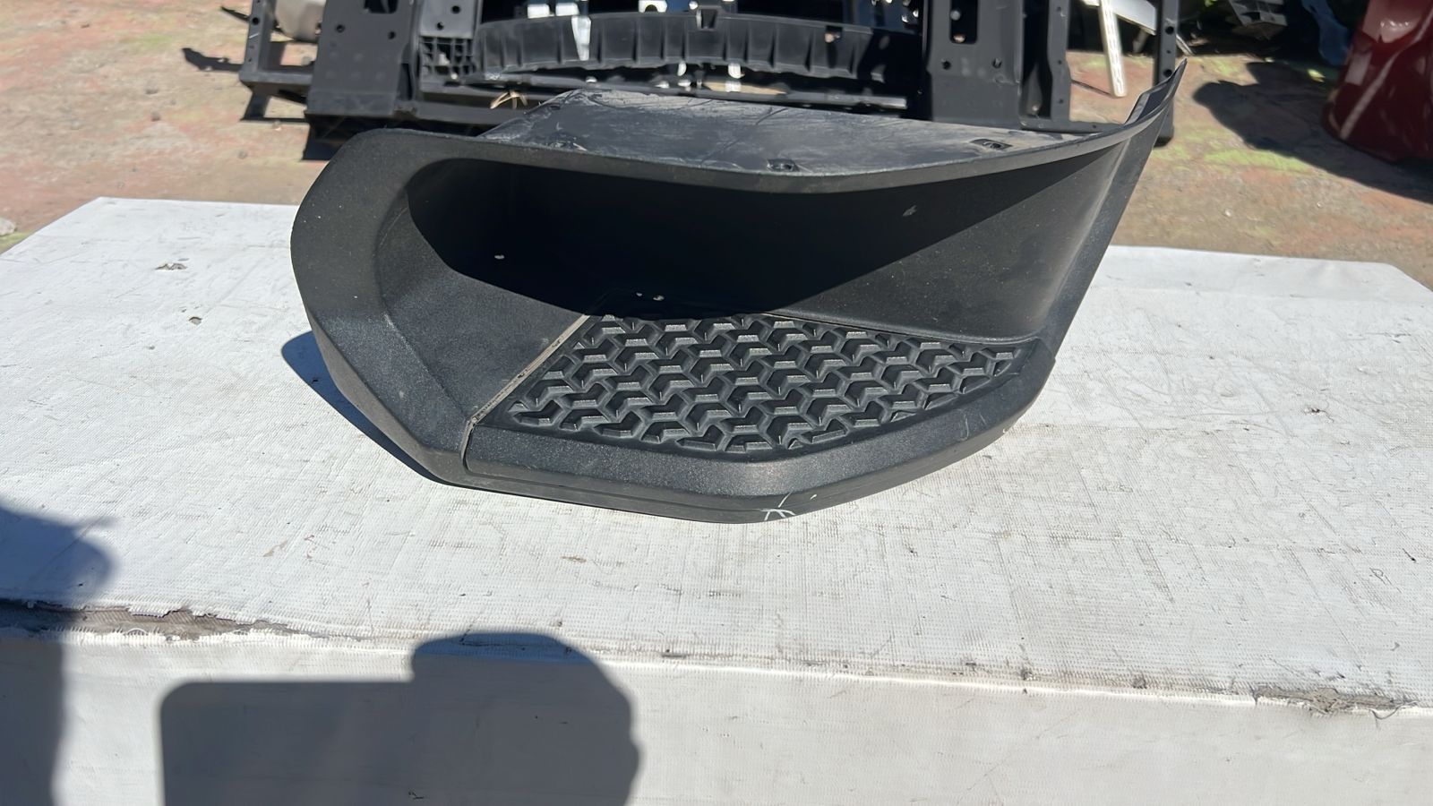 CORNER IZQUIERDO PARACHOQUE TRASERO CHEVROLET SILVERADO (14-18) - Imagen 3