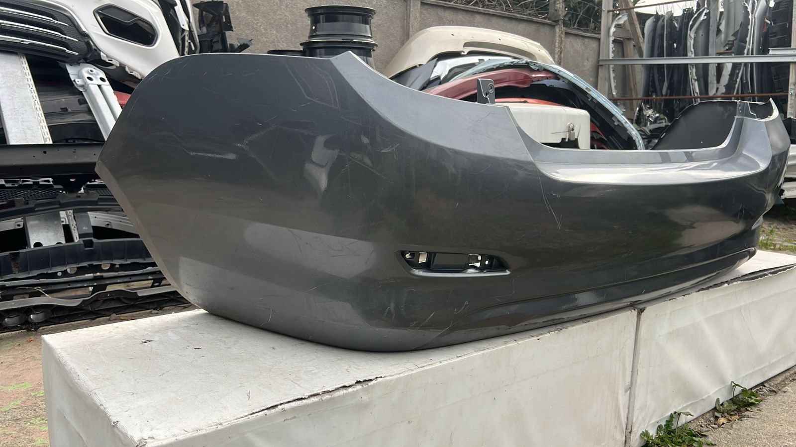 PARACHOQUE TRASERO CHEVROLET SPARK SEDAN (20-21) - Imagen 2