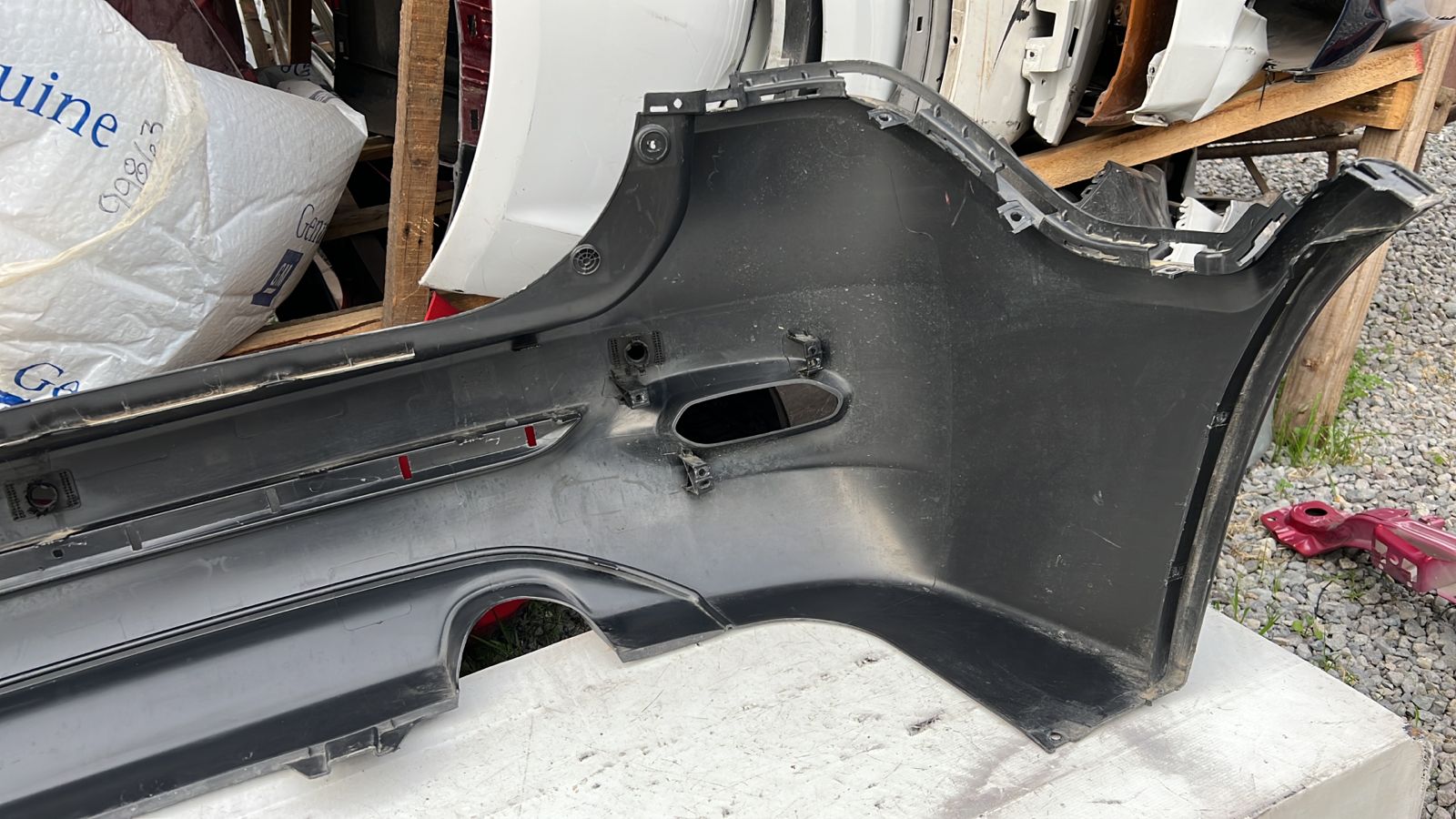 (ORIGINAL NUEVO) PARACHOQUE TRASERO CHEVROLET SPIN ACTIV (19-23) - Imagen 7