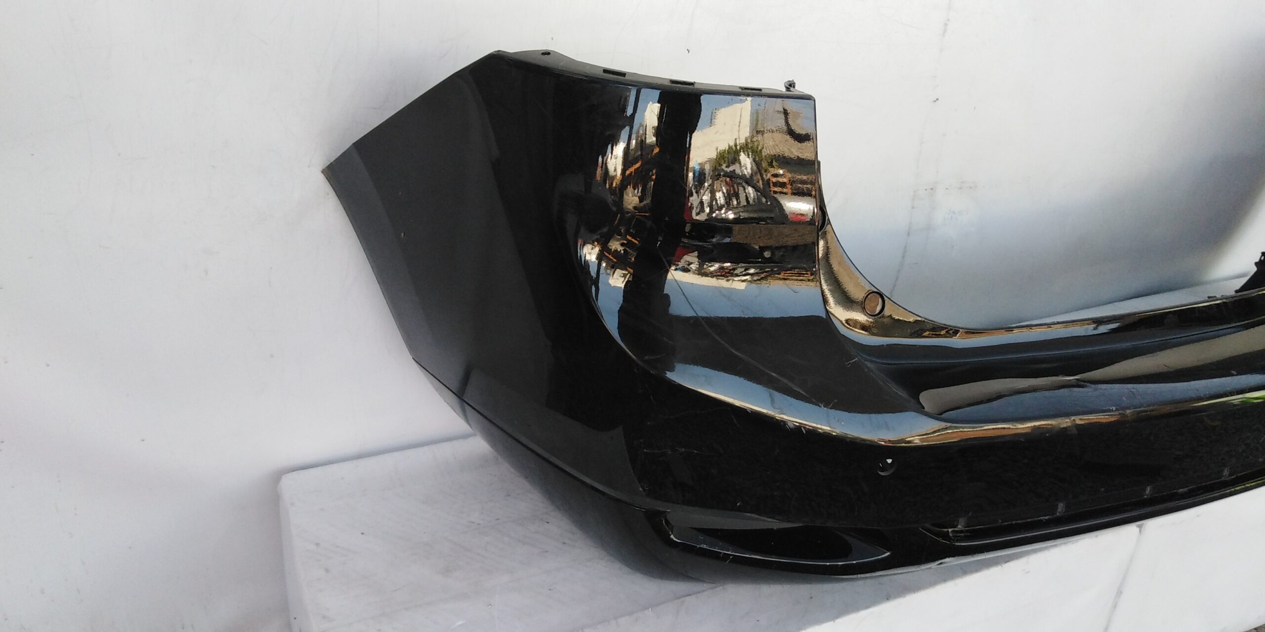 PARACHOQUE TRASERO CHEVROLET SPIN (19-21) - Imagen 2