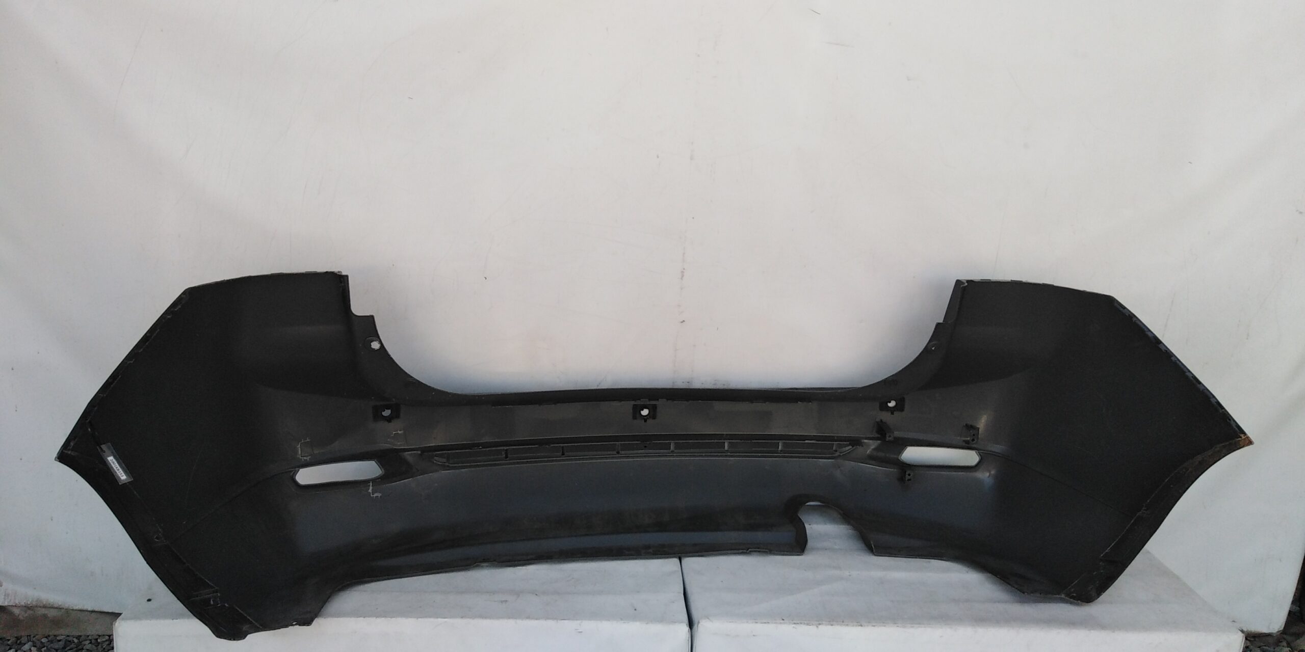 PARACHOQUE TRASERO CHEVROLET SPIN (19-21) - Imagen 4