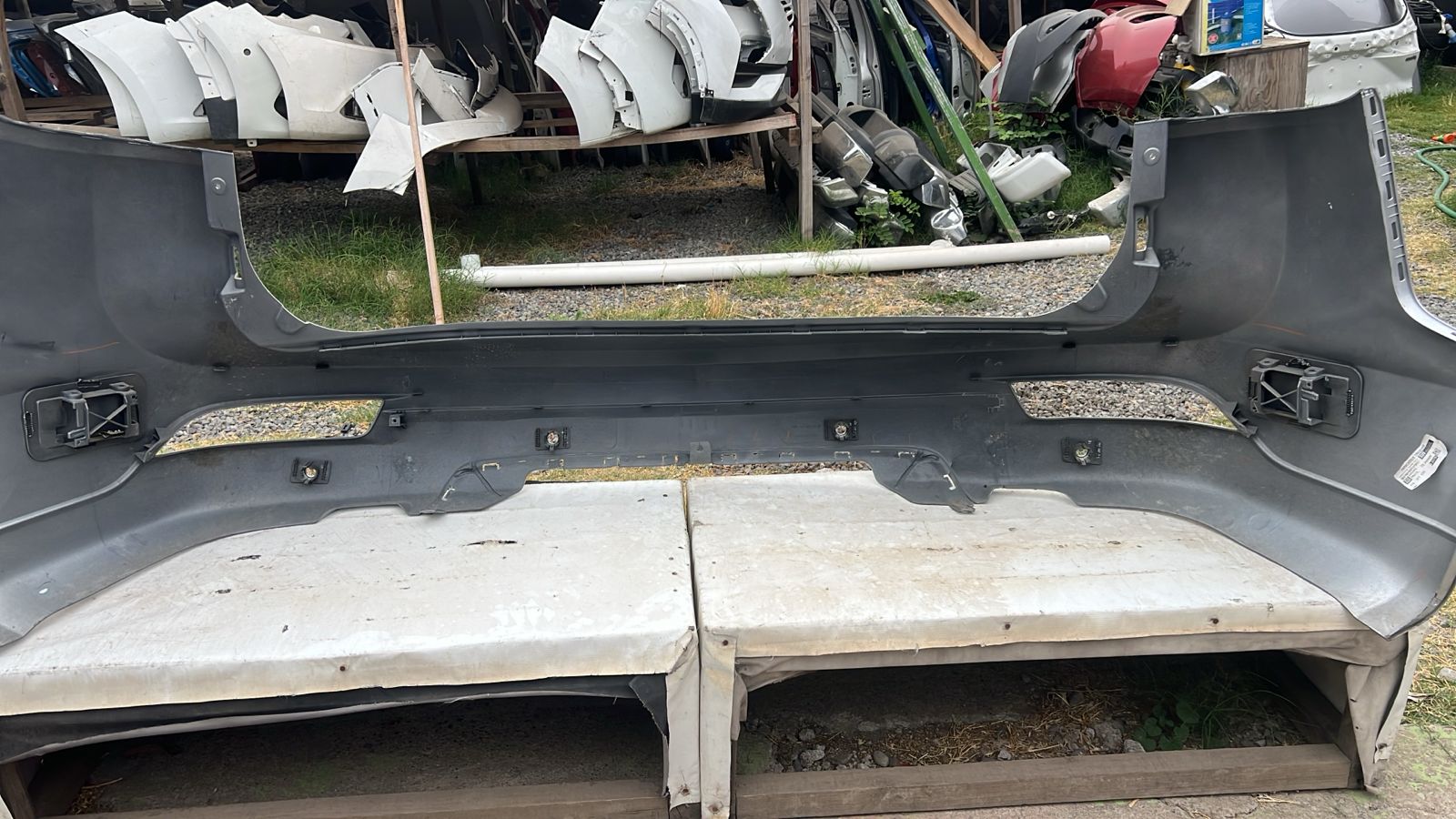 PARACHOQUE TRASERO CHEVROLET TRAILBLAZER (19-23) - Imagen 6