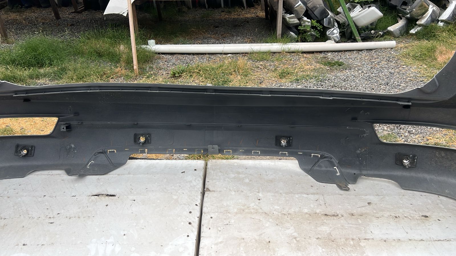 PARACHOQUE TRASERO CHEVROLET TRAILBLAZER (19-23) - Imagen 8