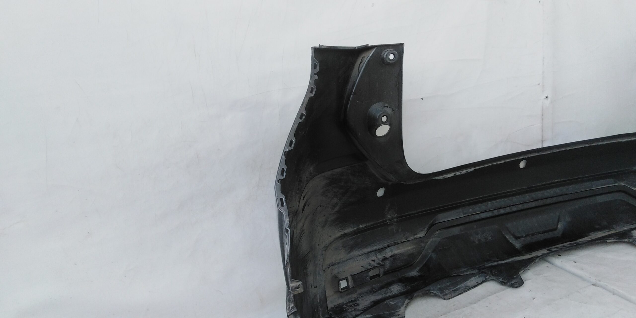 PARACHOQUE TRASERO NISSAN KICKS (17-20) - Imagen 5