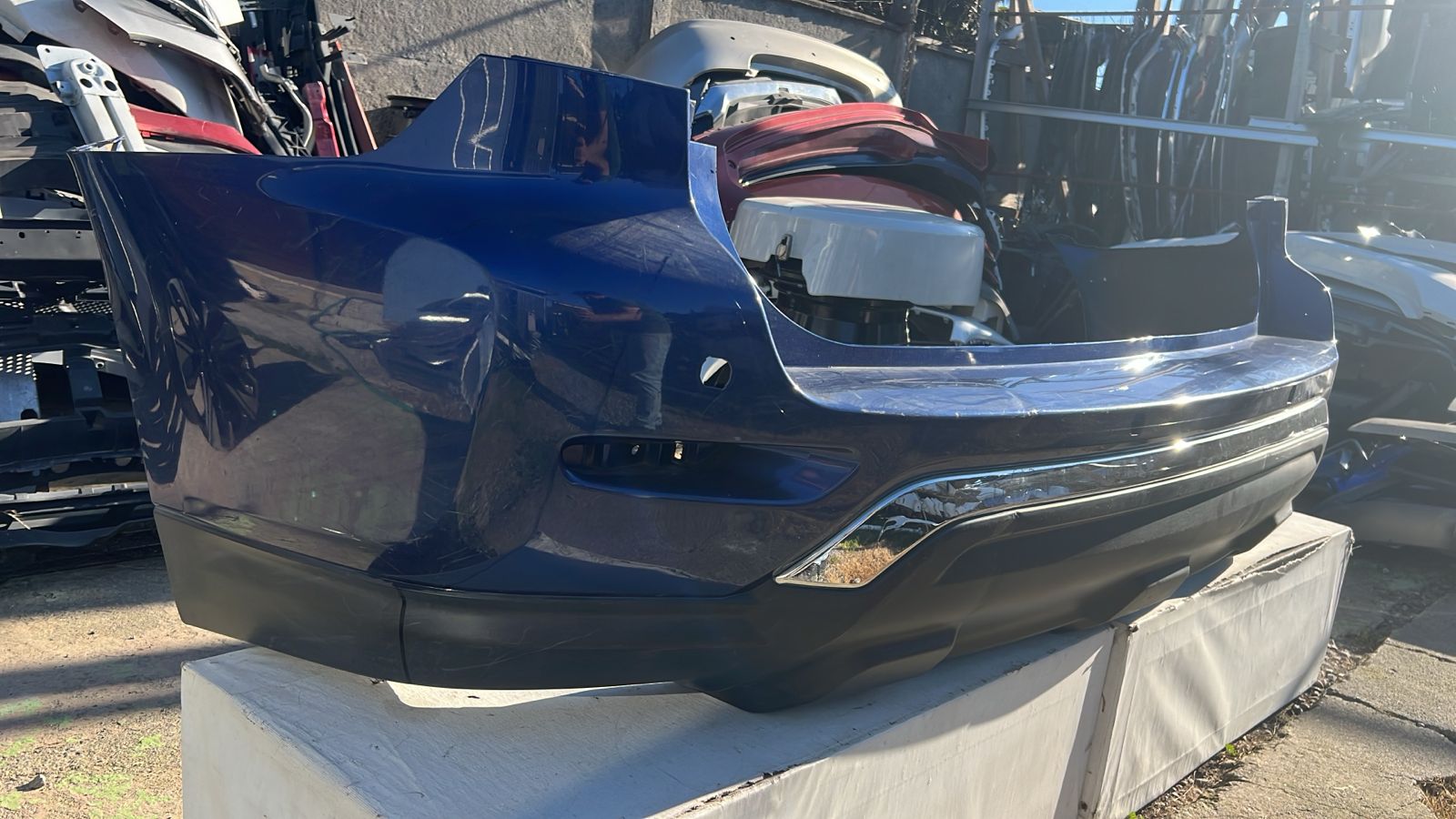 PARACHOQUE TRASERO NISSAN PATHFINDER (18-20) - Imagen 2