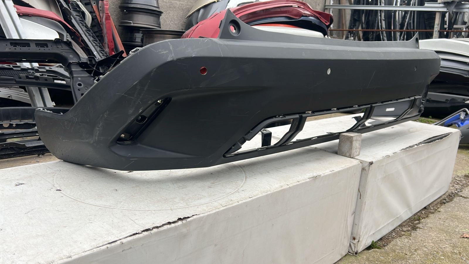 PARACHOQUE TRASERO TOYOTA COROLLA CROSS (22-24) - Imagen 2