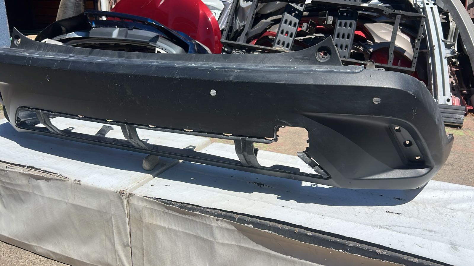 PARACHOQUE TRASERO TOYOTA COROLLA CROSS (22-24) - Imagen 4