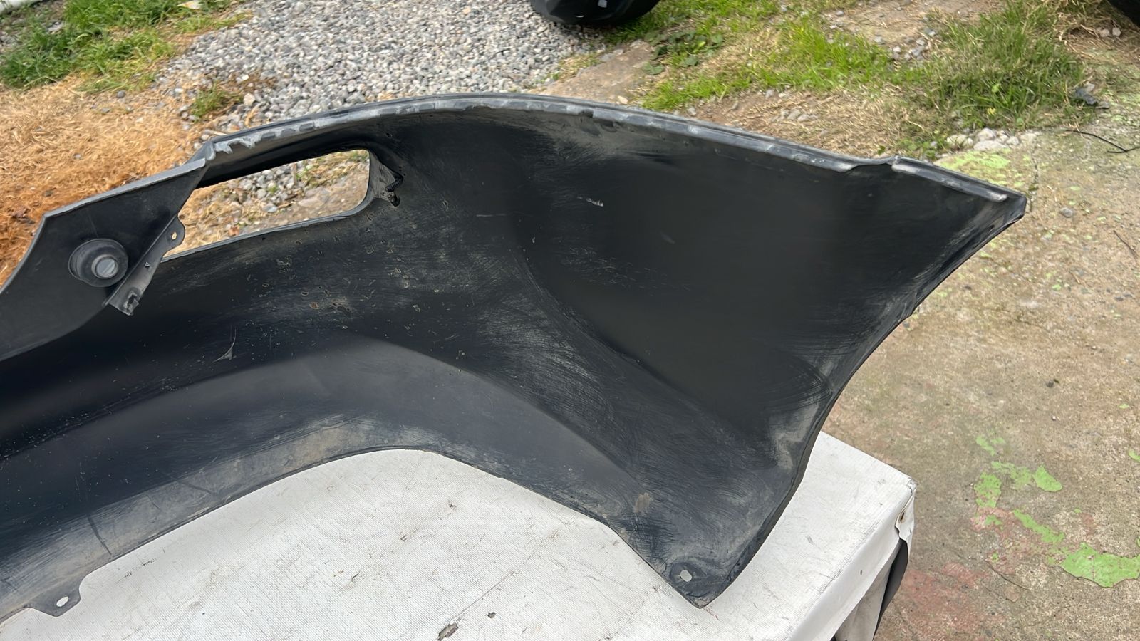 PARACHOQUE TRASERO TOYOTA RAV4 (13-15) - Imagen 7