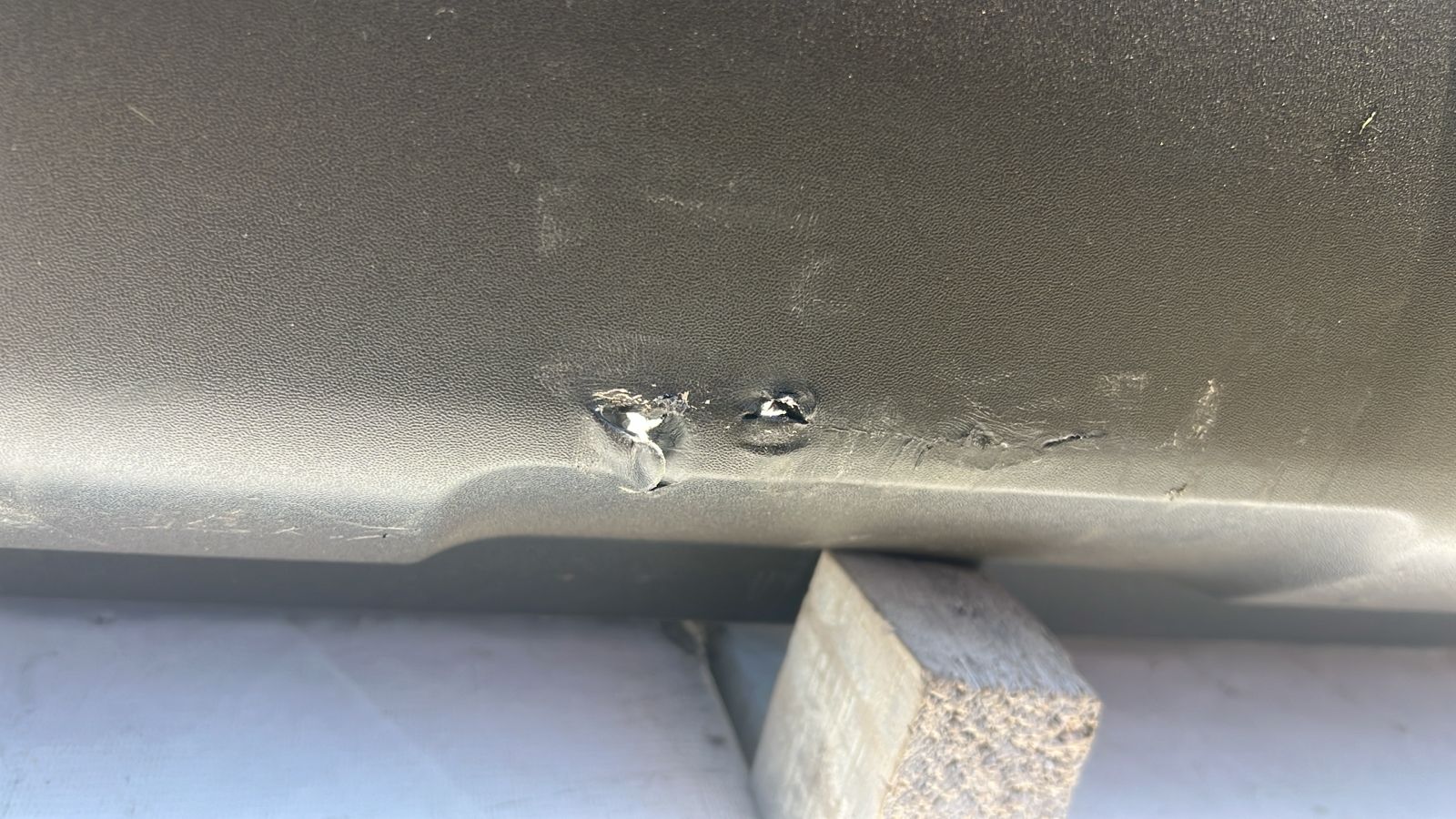 PARACHOQUE TRASERO TOYOTA RAV4 (19-22) - Imagen 7