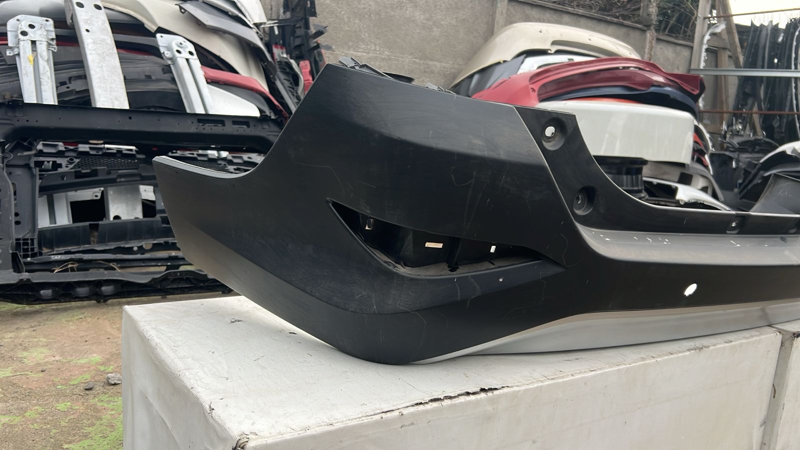 PARACHOQUE TRASERO TOYOTA RUSH (20-24) - Imagen 2