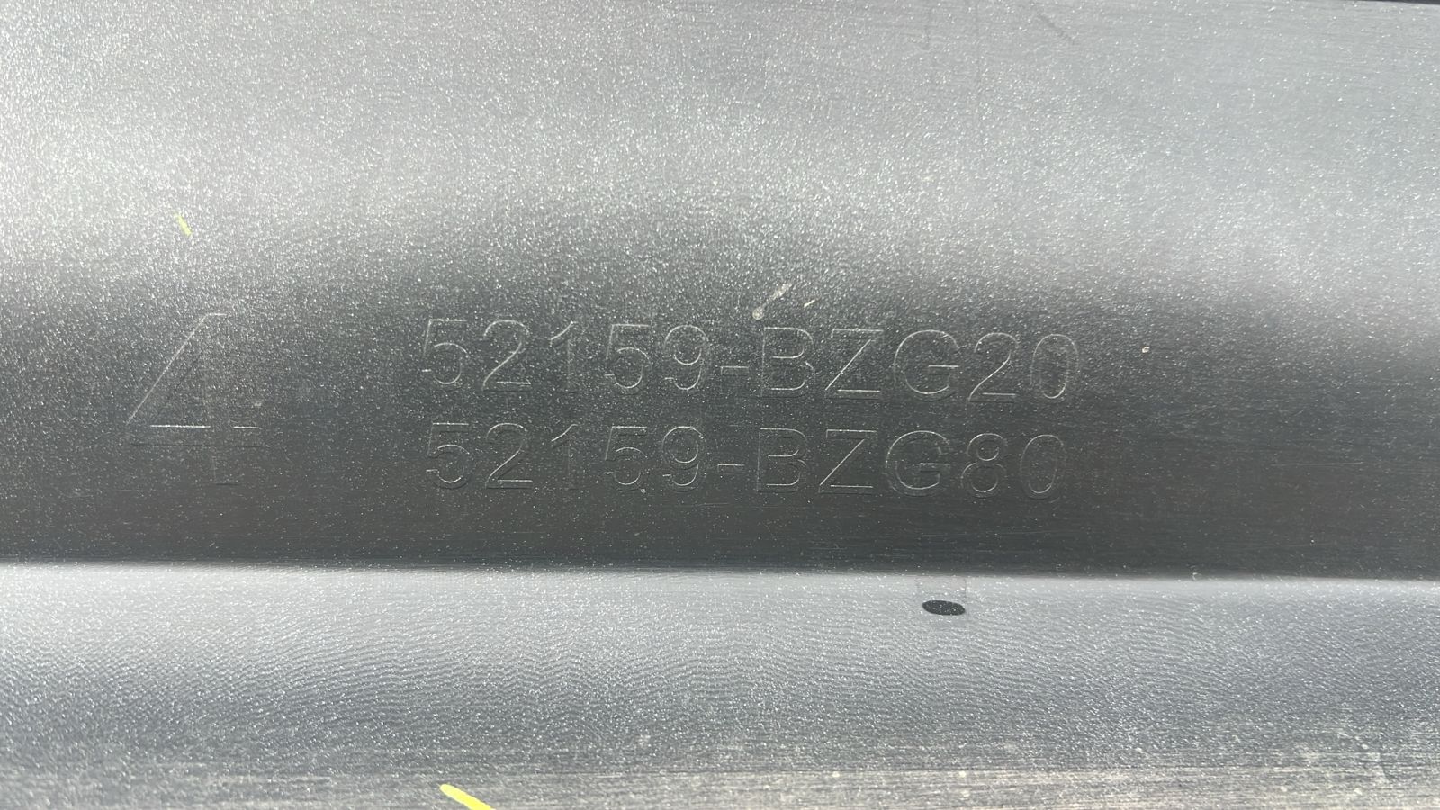 PARACHOQUE TRASERO TOYOTA RUSH (20-24) - Imagen 9