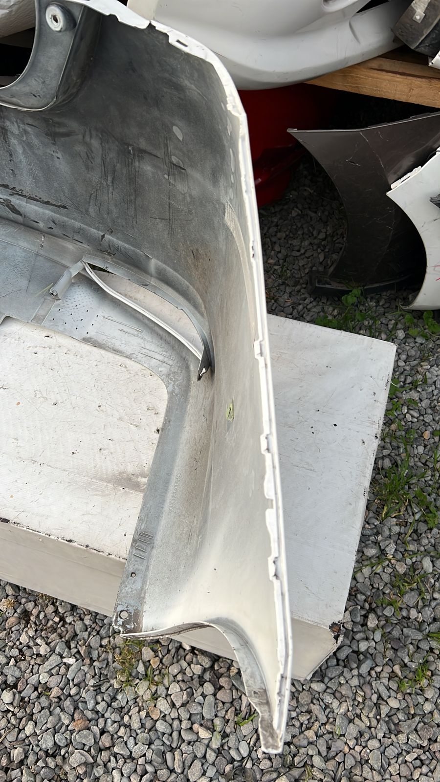 PARACHOQUE TRASERO TOYOTA YARIS SEDAN (21-22) - Imagen 11