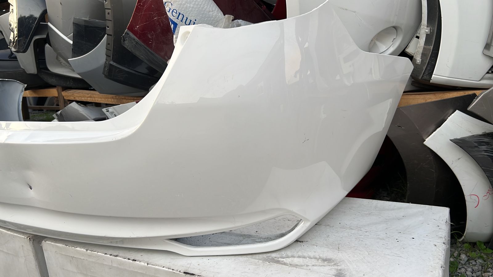 PARACHOQUE TRASERO TOYOTA YARIS SEDAN (21-22) - Imagen 3