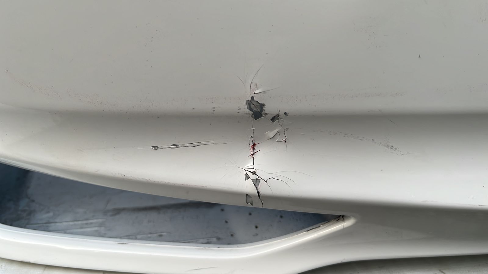 PARACHOQUE TRASERO TOYOTA YARIS SEDAN (21-22) - Imagen 5