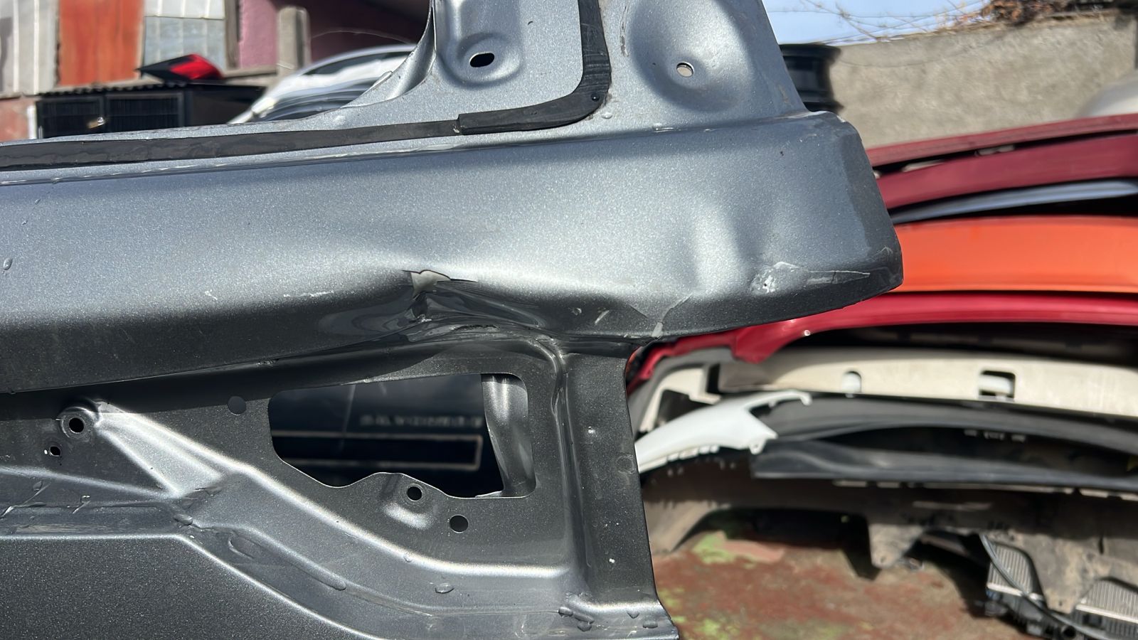 PORTALON CHEVROLET TRAVERSE (22-24) - Imagen 4