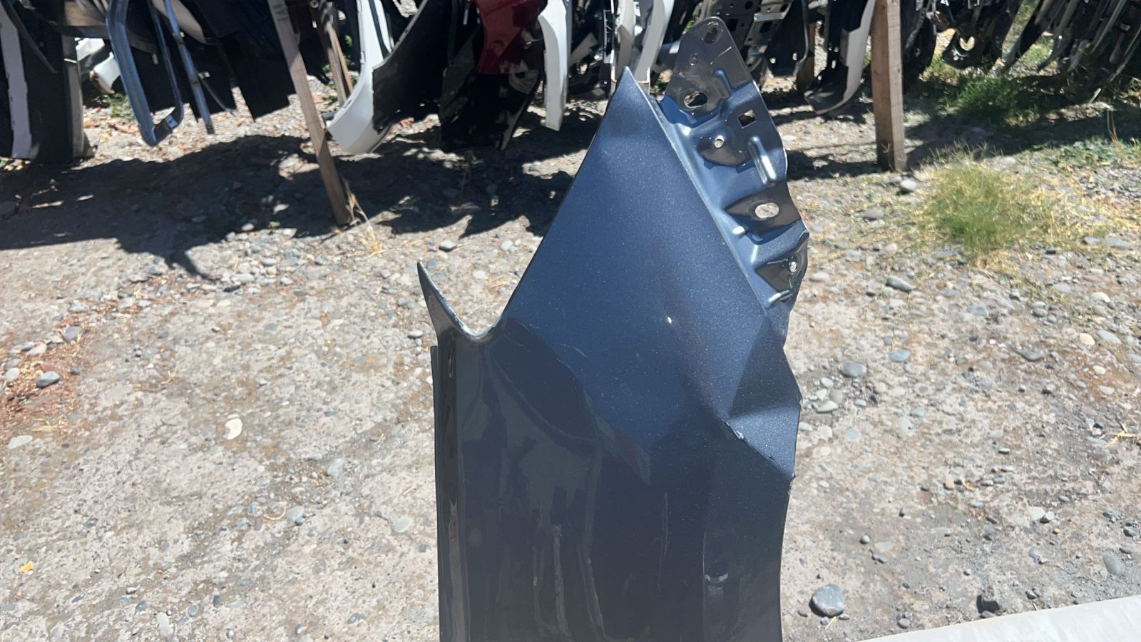 TAPABARRO DERECHO CHEVROLET SAIL (16-21) - Imagen 2