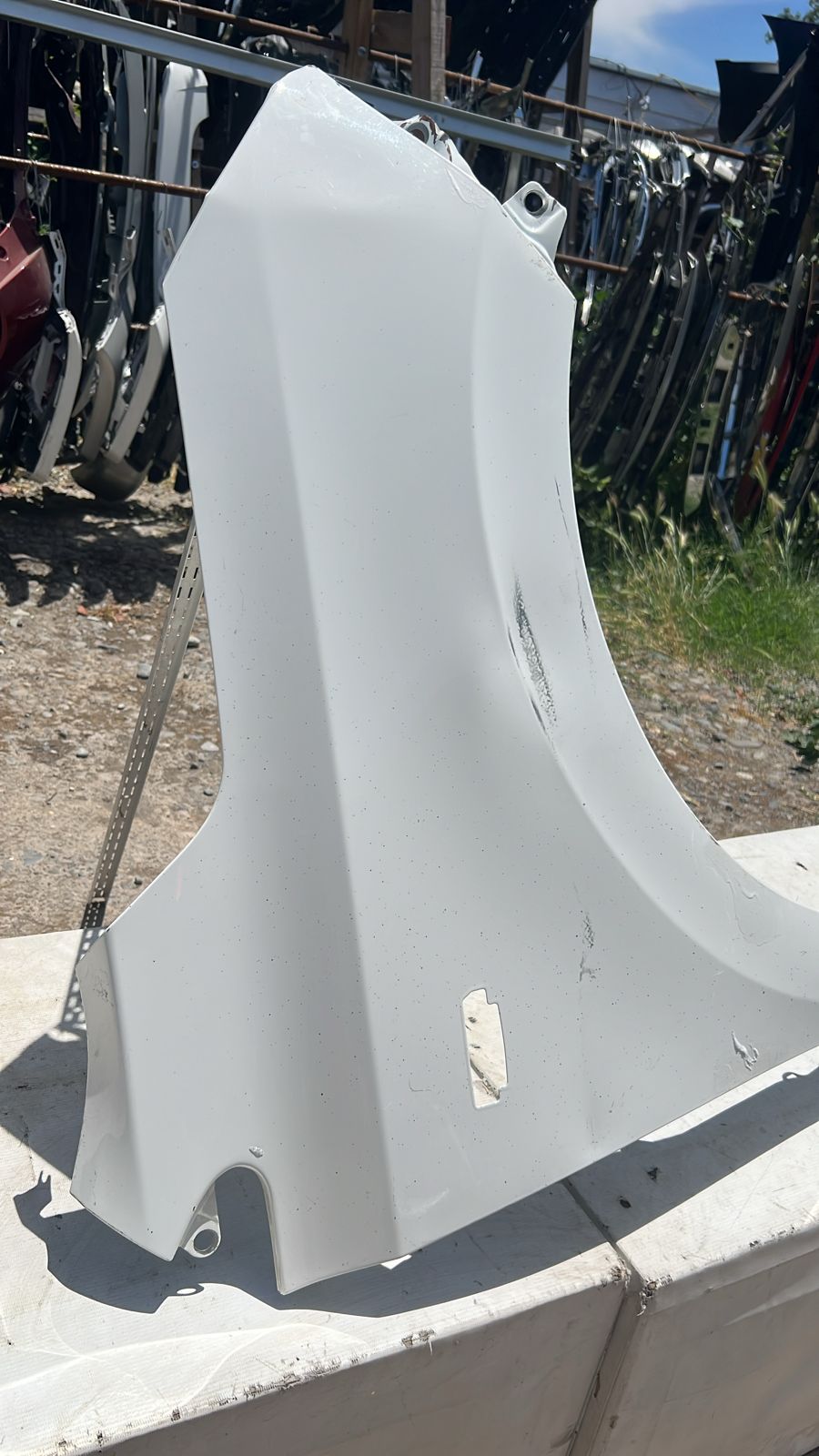 TAPABARRO DERECHO KIA SOLUTO (19-24) - Imagen 2