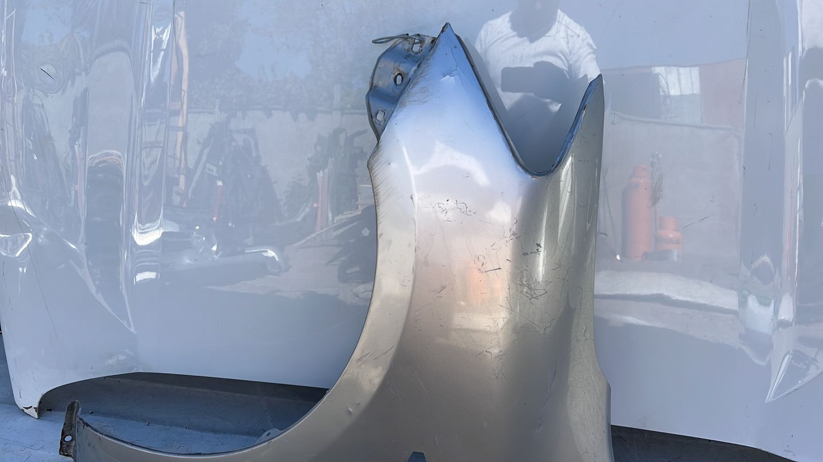 TAPABARRO IZQUIERDO TOYOTA YARIS SEDAN (06-12) - Imagen 4