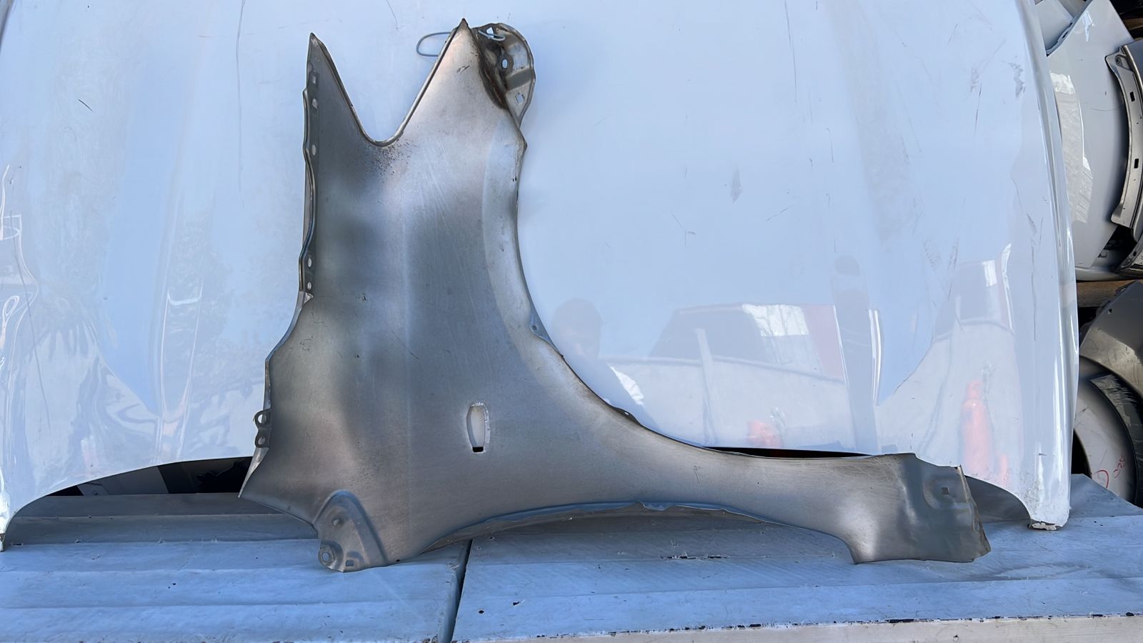 TAPABARRO IZQUIERDO TOYOTA YARIS SEDAN (06-12) - Imagen 6