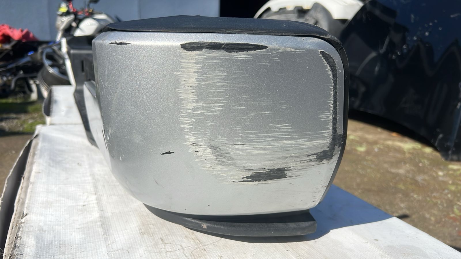 PARACHOQUE TRASERO NISSAN NAVARA (21-24) - Imagen 5